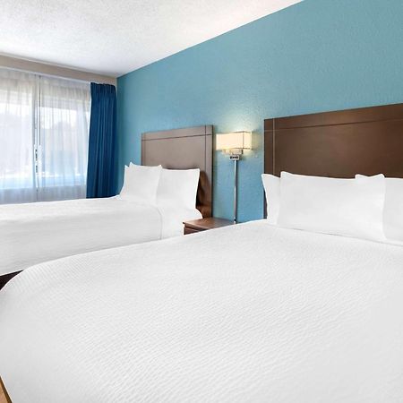 Days Inn By Wyndham Wrightstown Mcguire Afb Bordentown Εξωτερικό φωτογραφία