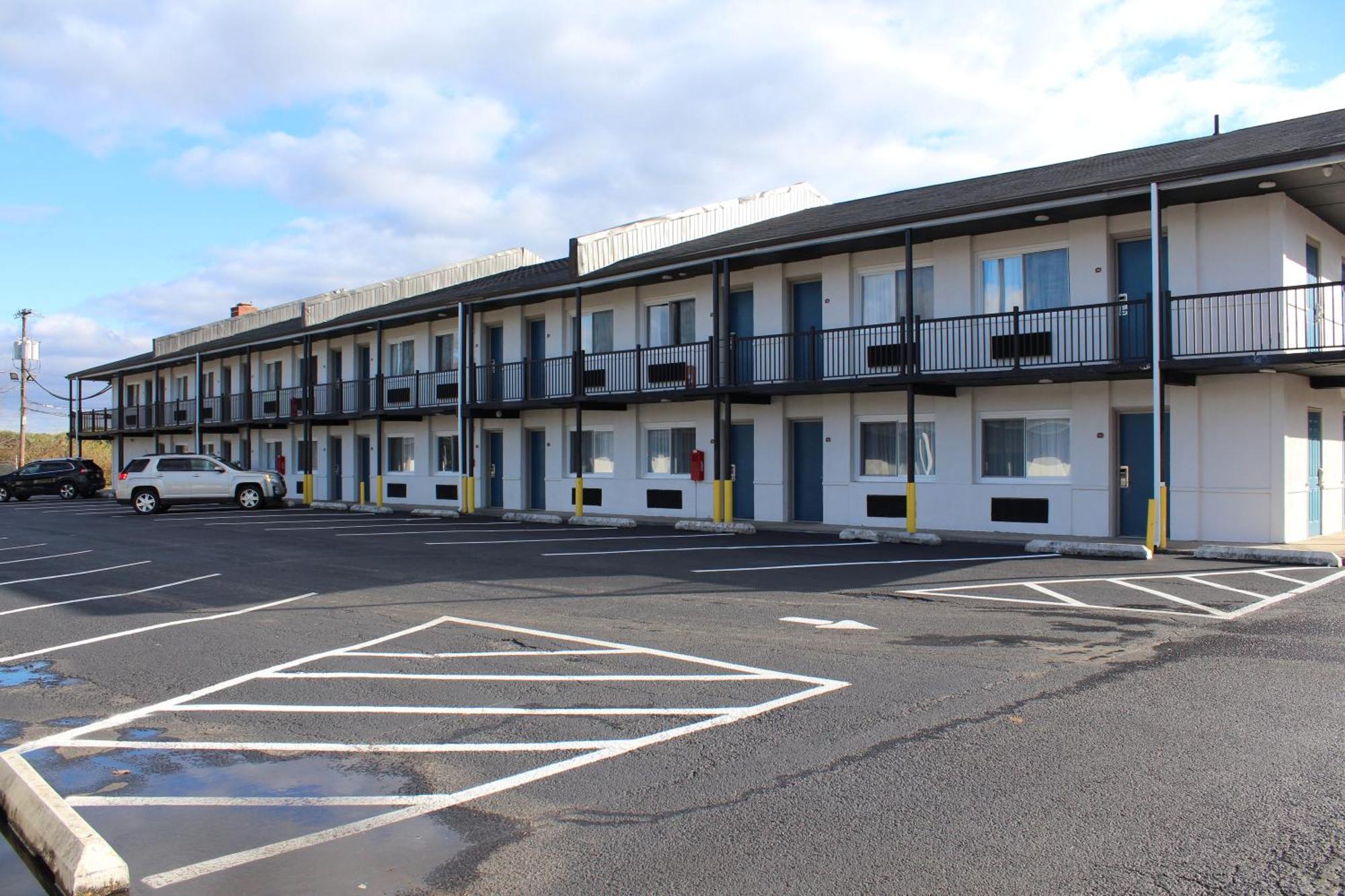 Days Inn By Wyndham Wrightstown Mcguire Afb Bordentown Εξωτερικό φωτογραφία