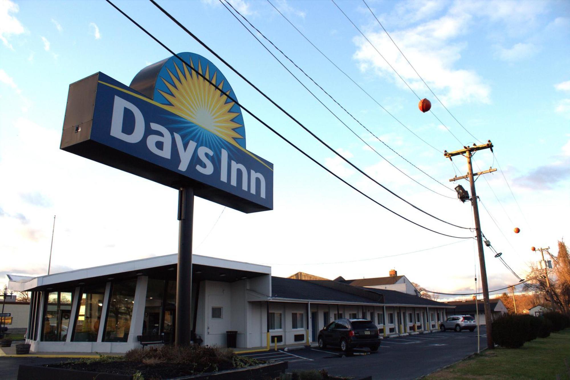 Days Inn By Wyndham Wrightstown Mcguire Afb Bordentown Εξωτερικό φωτογραφία