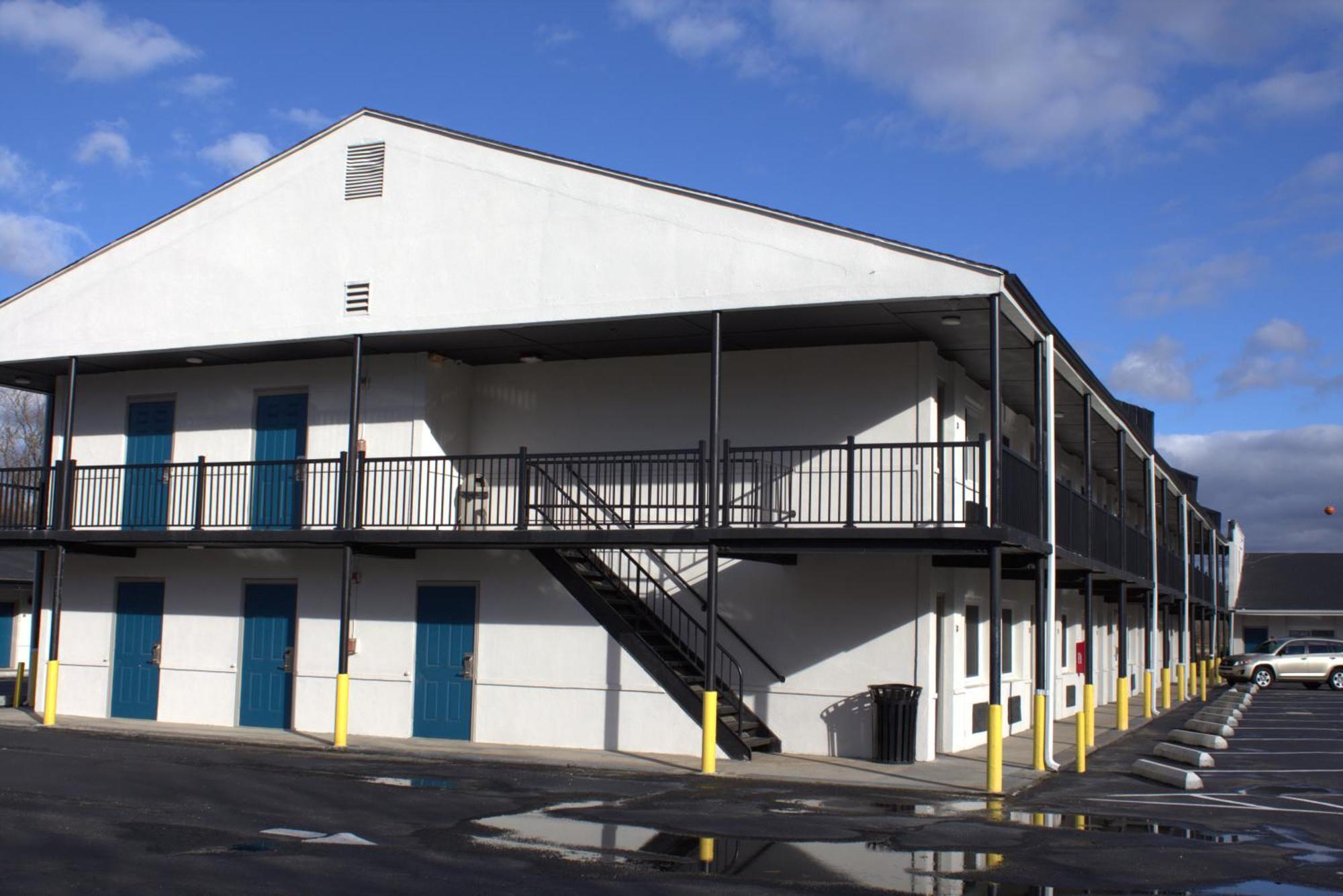 Days Inn By Wyndham Wrightstown Mcguire Afb Bordentown Εξωτερικό φωτογραφία