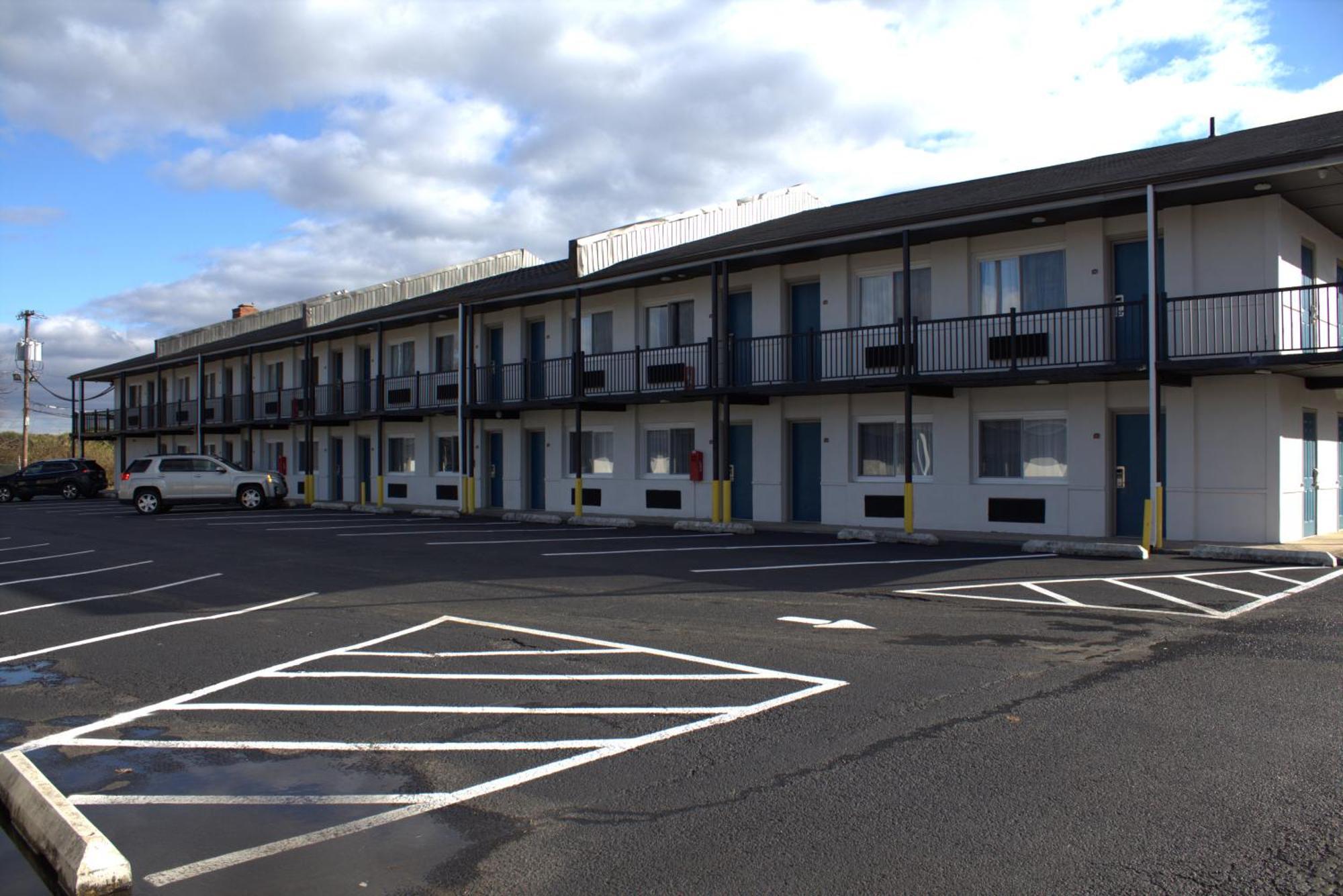 Days Inn By Wyndham Wrightstown Mcguire Afb Bordentown Εξωτερικό φωτογραφία