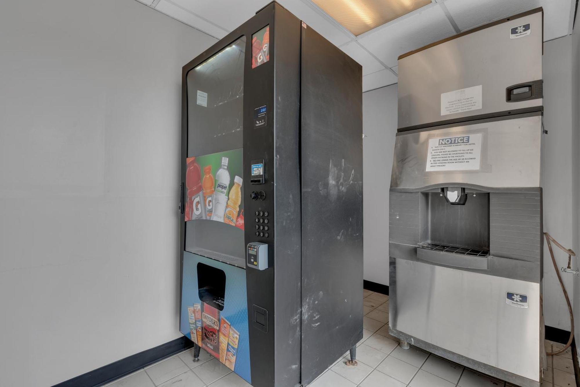 Days Inn By Wyndham Wrightstown Mcguire Afb Bordentown Εξωτερικό φωτογραφία