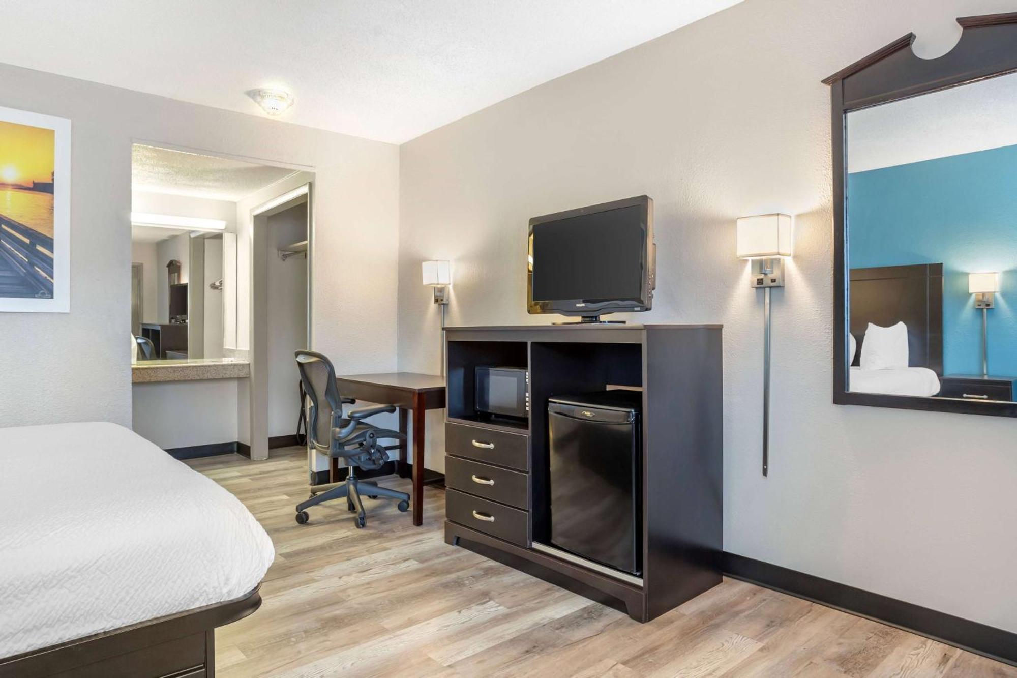 Days Inn By Wyndham Wrightstown Mcguire Afb Bordentown Εξωτερικό φωτογραφία