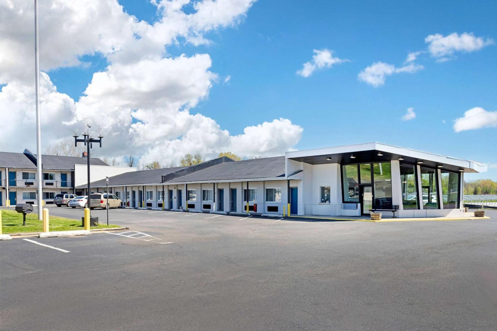 Days Inn By Wyndham Wrightstown Mcguire Afb Bordentown Εξωτερικό φωτογραφία