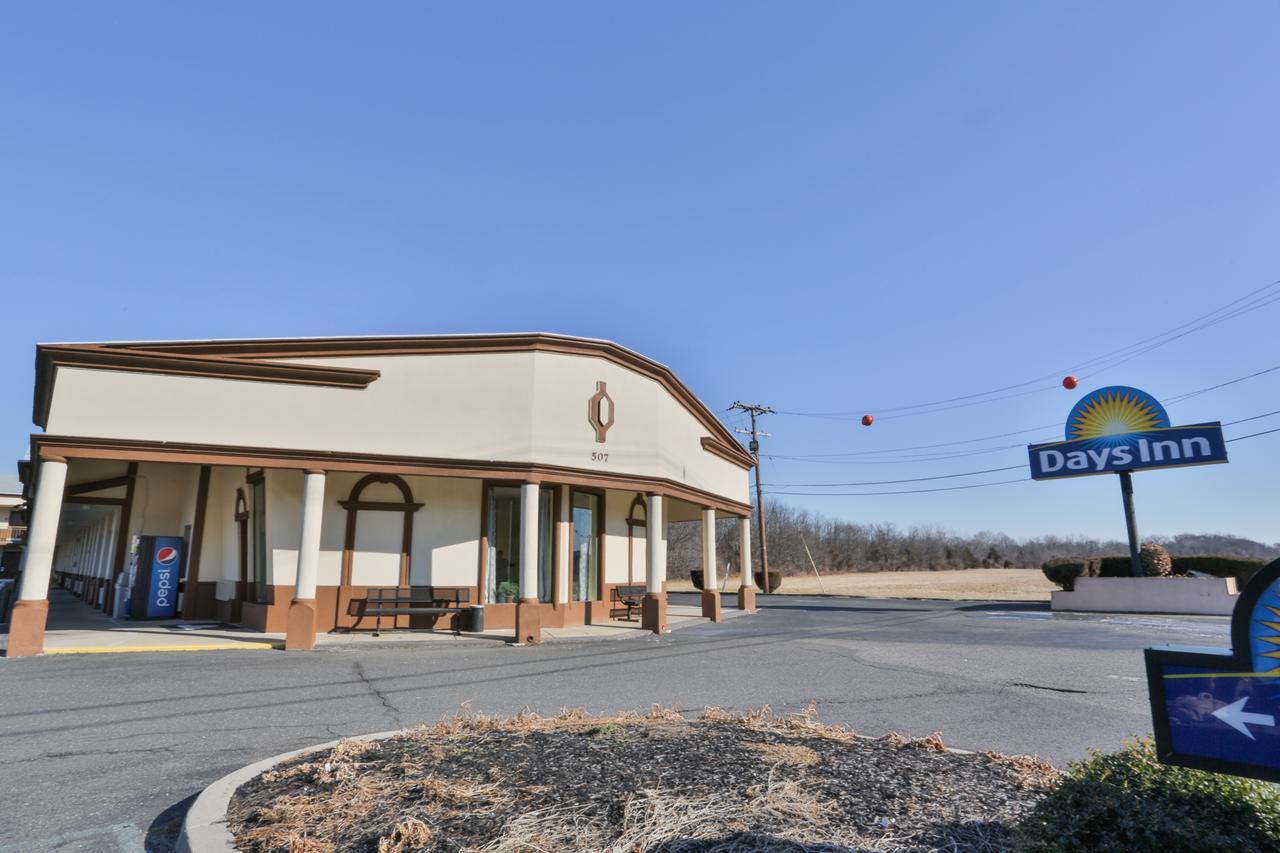 Days Inn By Wyndham Wrightstown Mcguire Afb Bordentown Εξωτερικό φωτογραφία